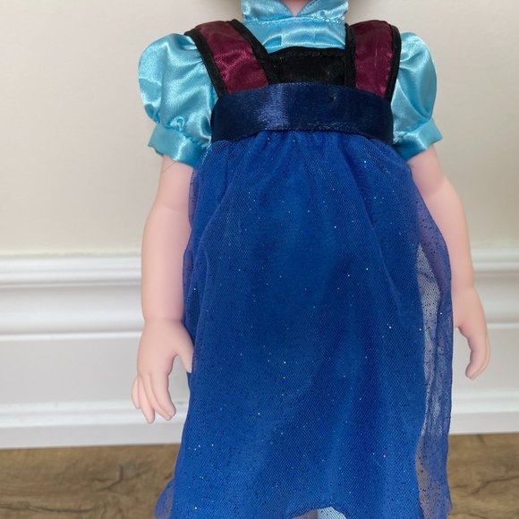 Disney Elsa Toddler Doll - Picture 4 of 12